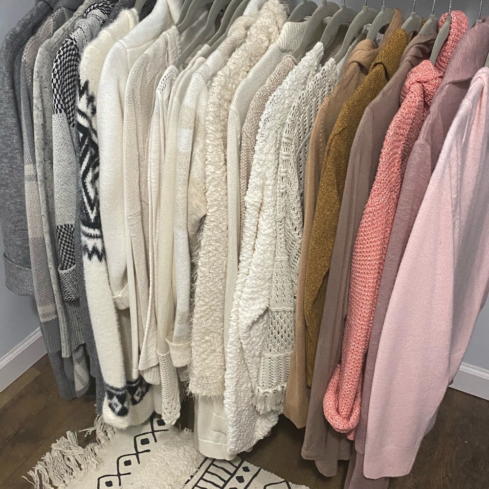 Sweaters And Cardigans - image 4